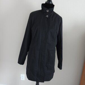 SIZE L. Eddie Bauer cotton black trench coat.